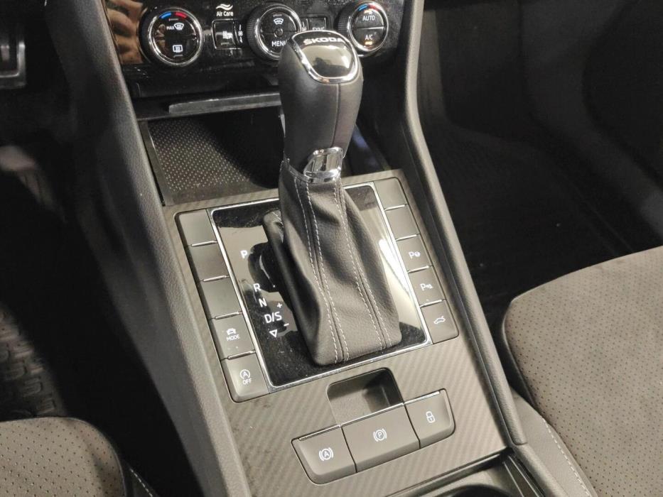 SKODA Superb 2022