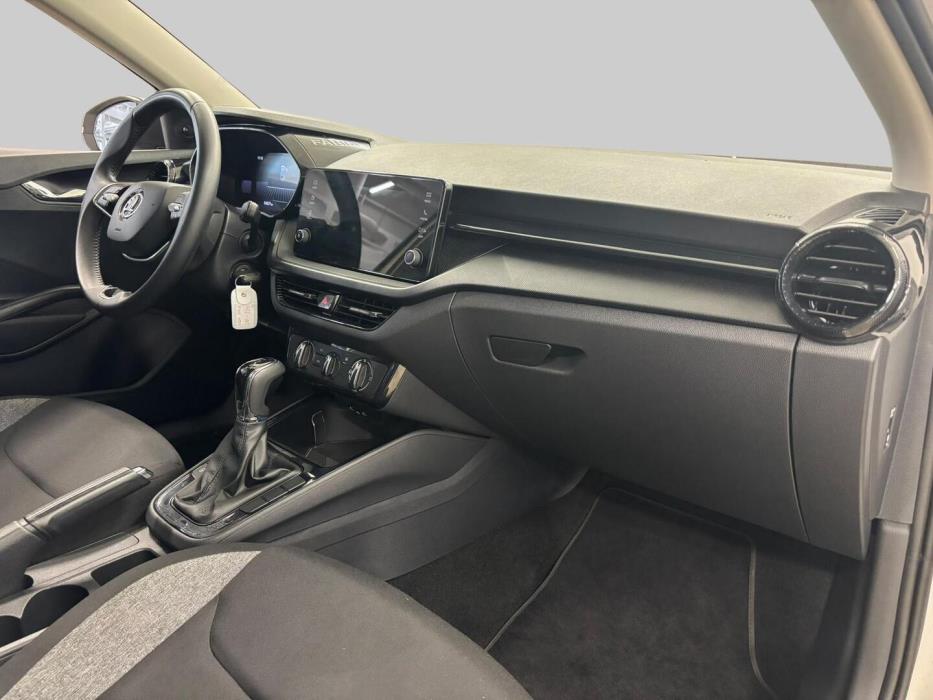 SKODA Fabia 2024