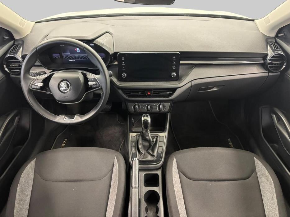 SKODA Fabia 2024
