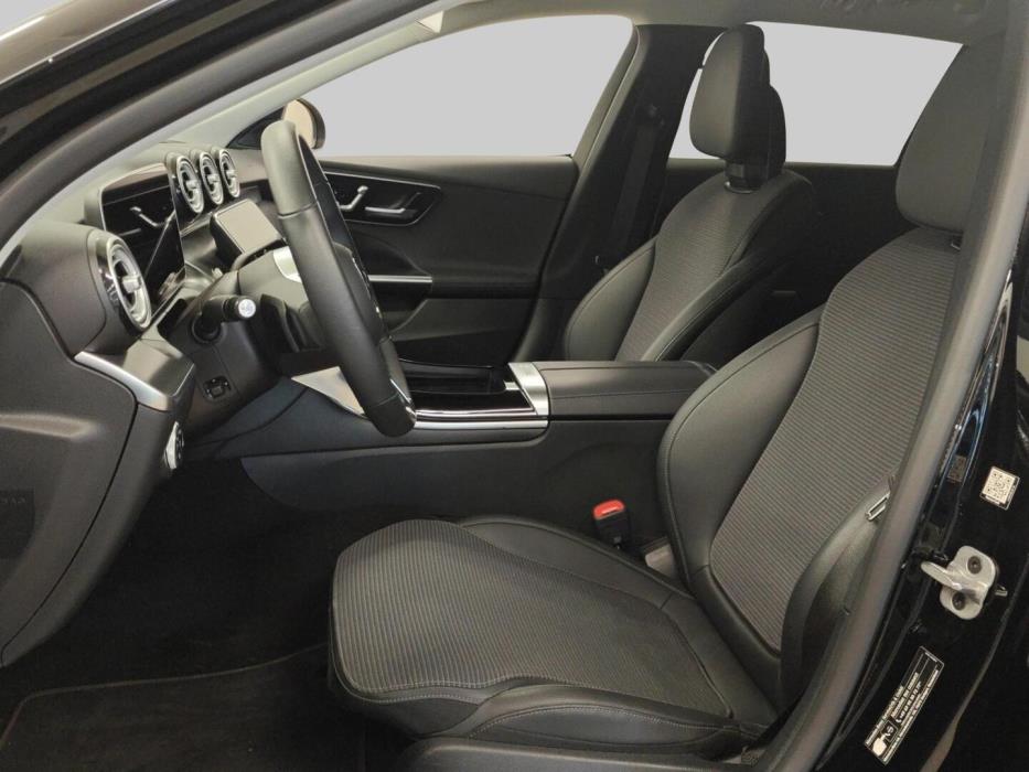MERCEDES-BENZ C 2024