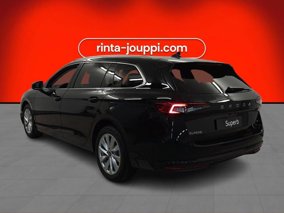 SKODA Superb 2026