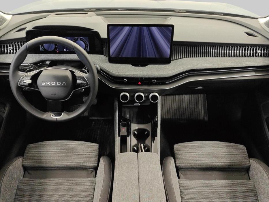 SKODA SUPERB 2026