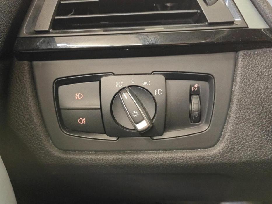 BMW 320 Gran Turismo 2014