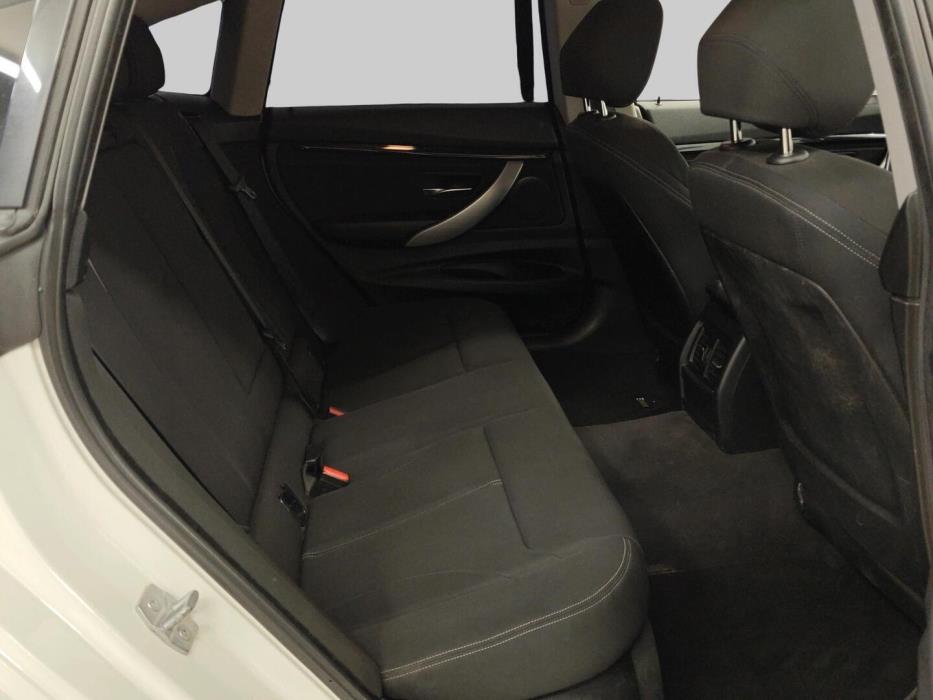 BMW 320 Gran Turismo 2014