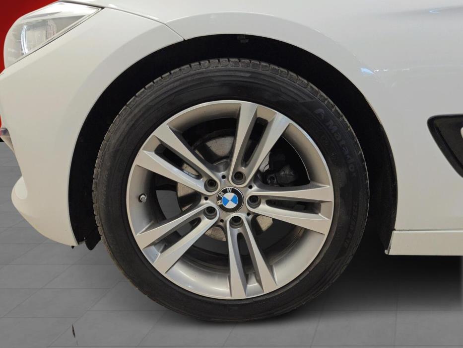 BMW 320 Gran Turismo 2014