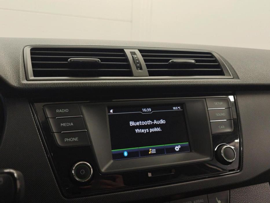 SKODA FABIA 2016