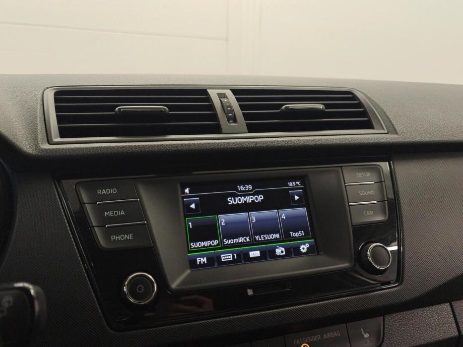 SKODA FABIA 2016