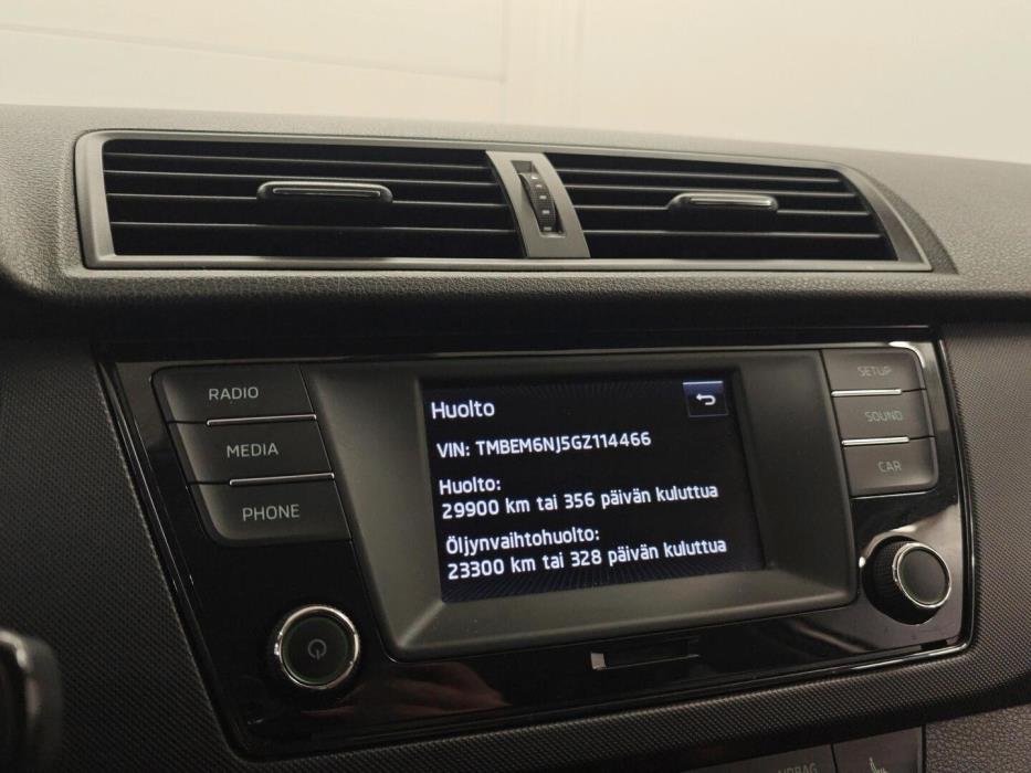 SKODA FABIA 2016