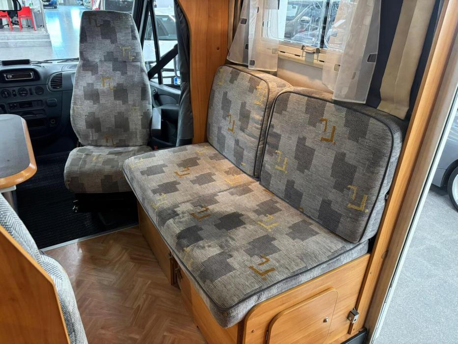 ADRIA Stargo 670 SP 2004
