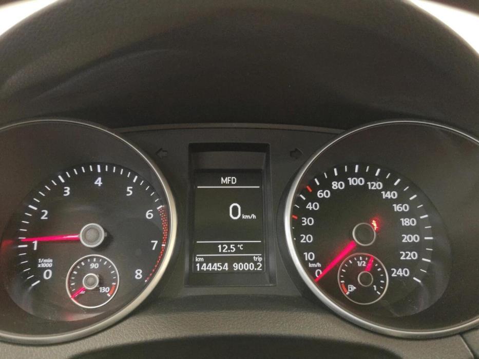 VOLKSWAGEN Golf 2011