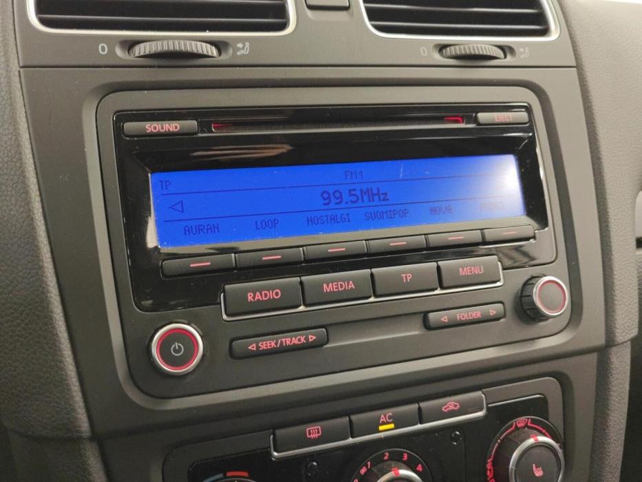 VOLKSWAGEN Golf 2011