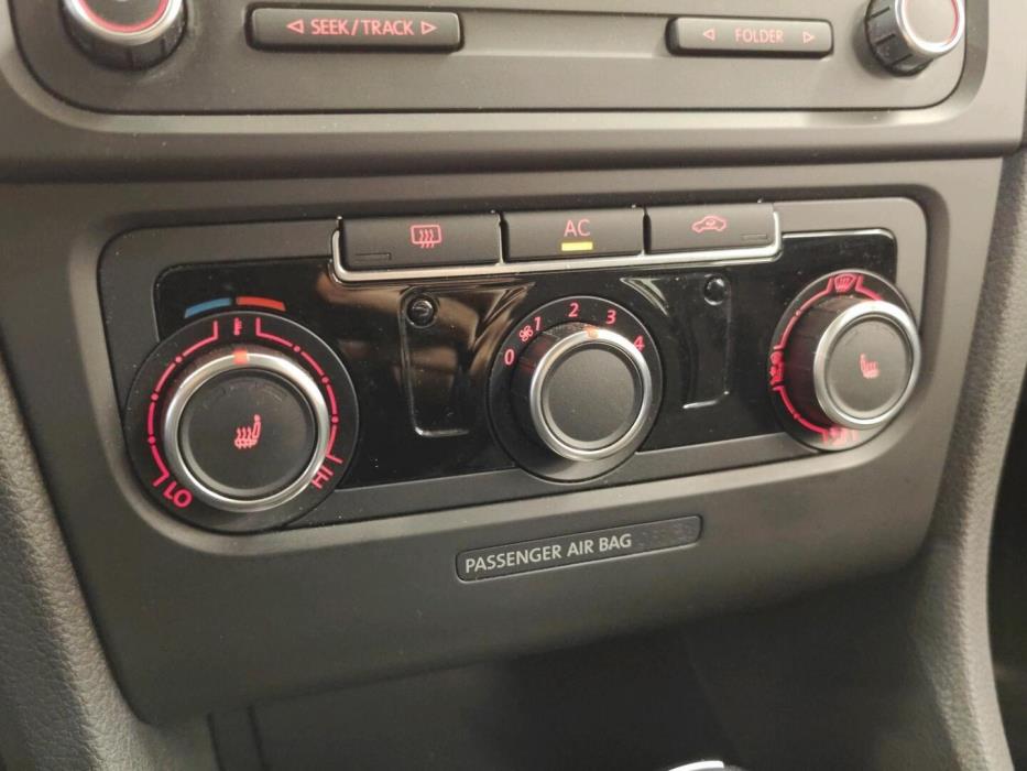 VOLKSWAGEN Golf 2011