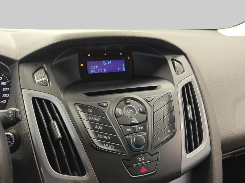 FORD Focus 2012
