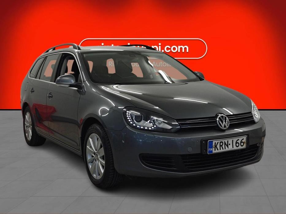 VOLKSWAGEN Golf 2012
