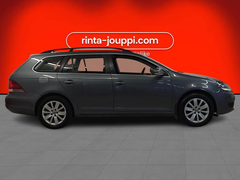 VOLKSWAGEN Golf 2012