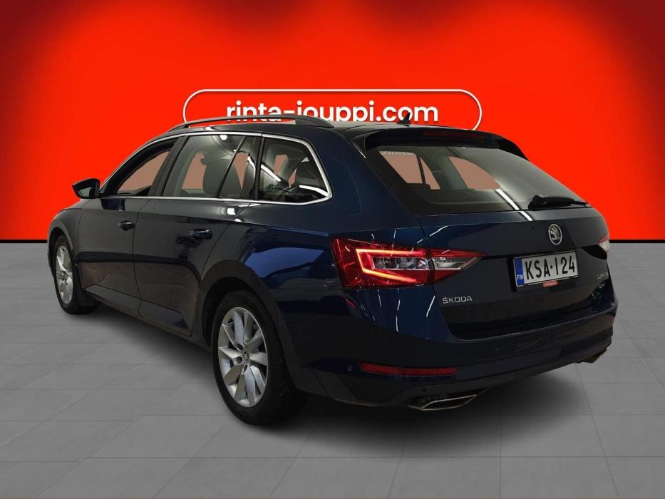 SKODA SUPERB 2016