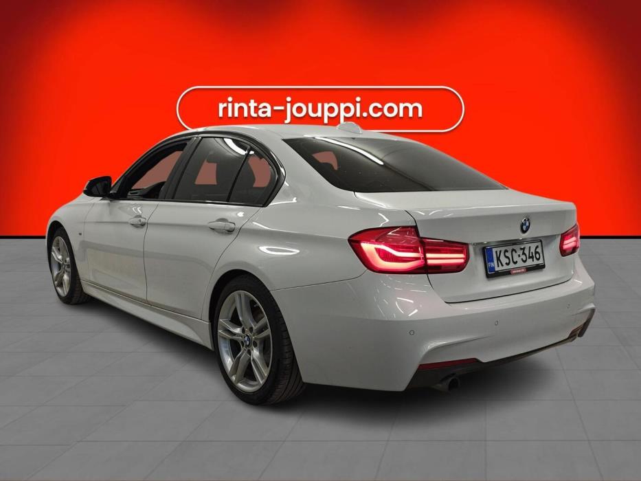 BMW 318 2016