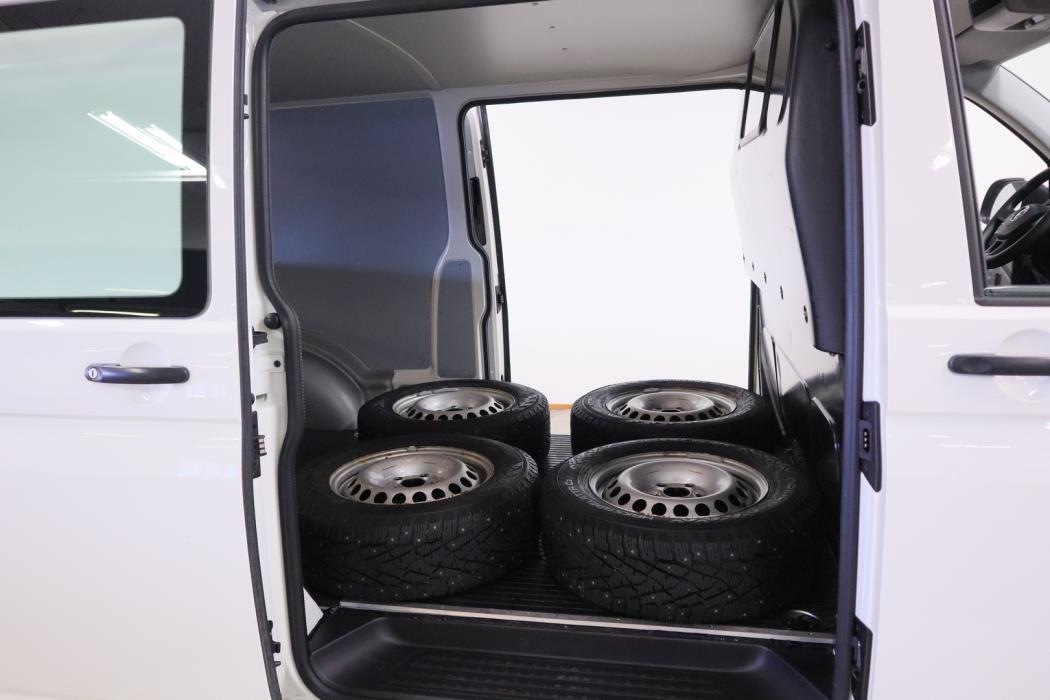 VOLKSWAGEN Transporter 2017