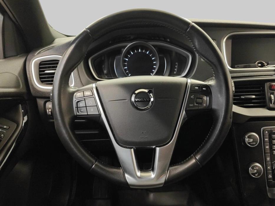 VOLVO V40 Cross Country 2018