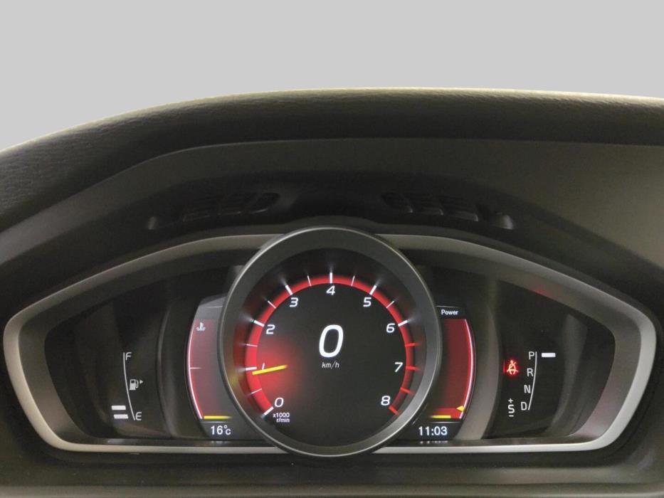 VOLVO V40 Cross Country 2018