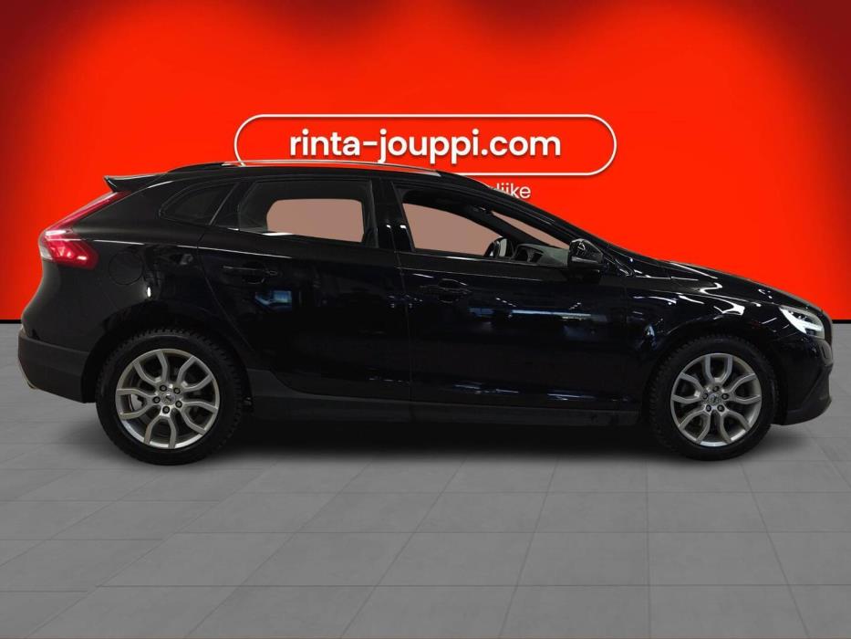 VOLVO V40 Cross Country 2018