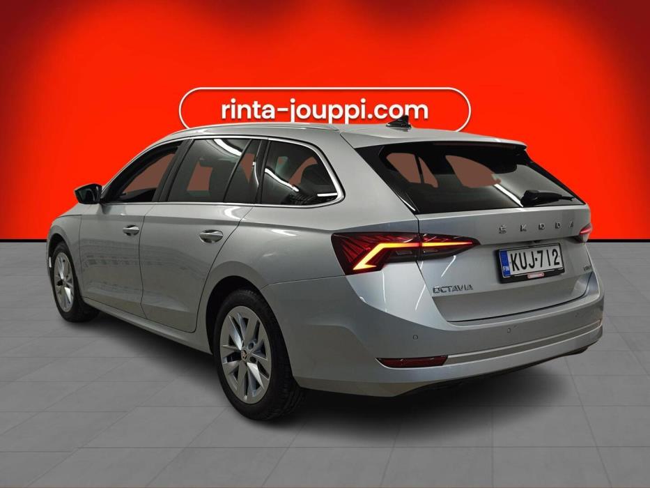 SKODA Octavia 2021
