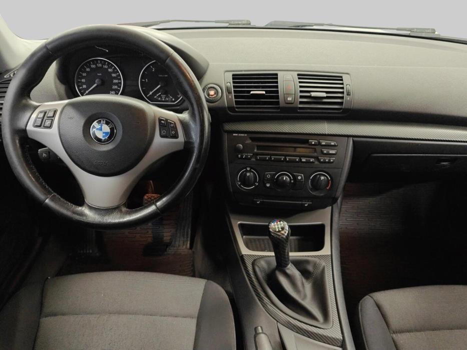 BMW 118 2006