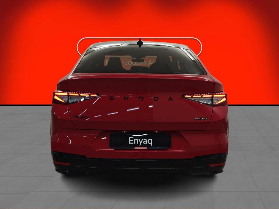 SKODA Enyaq 2025