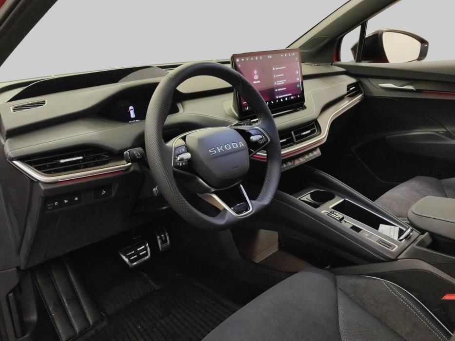 SKODA Enyaq 2025