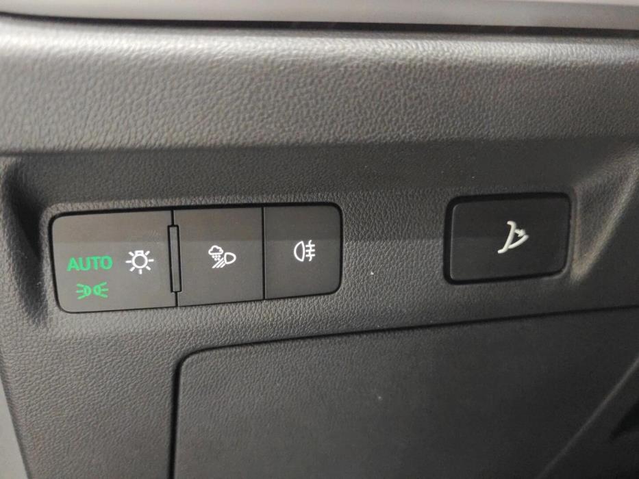SKODA Enyaq 2026