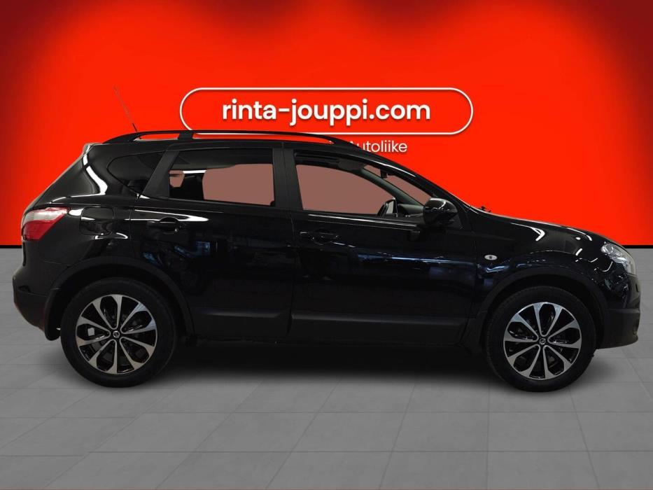 NISSAN Qashqai 2013