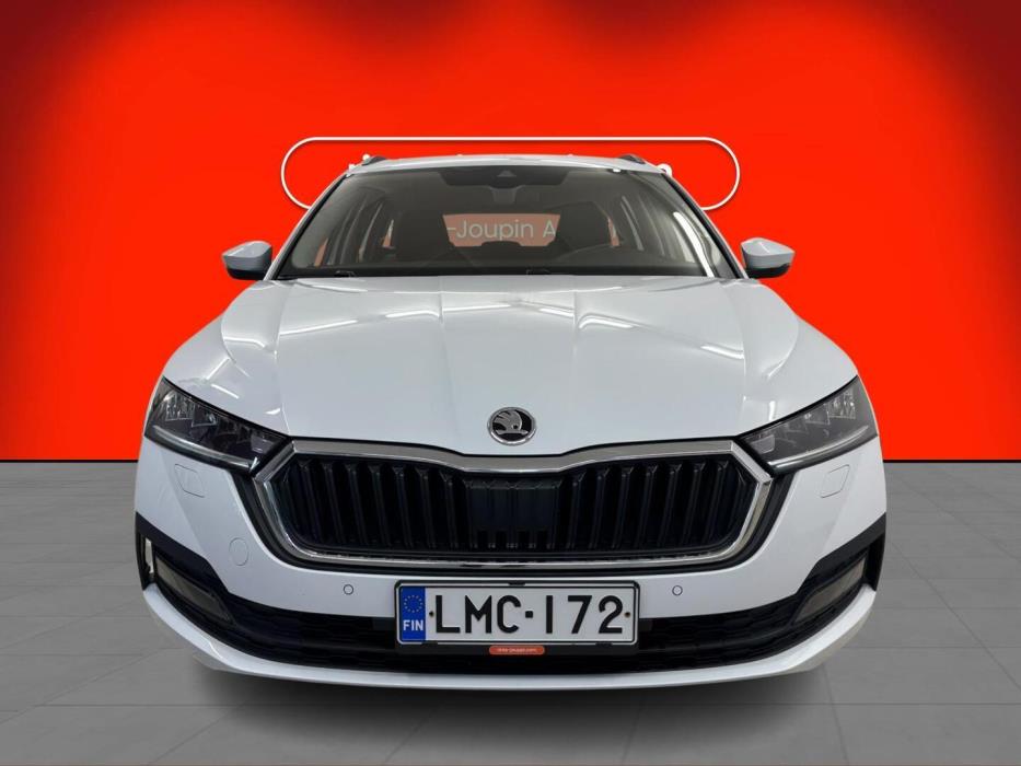 SKODA Octavia 2024