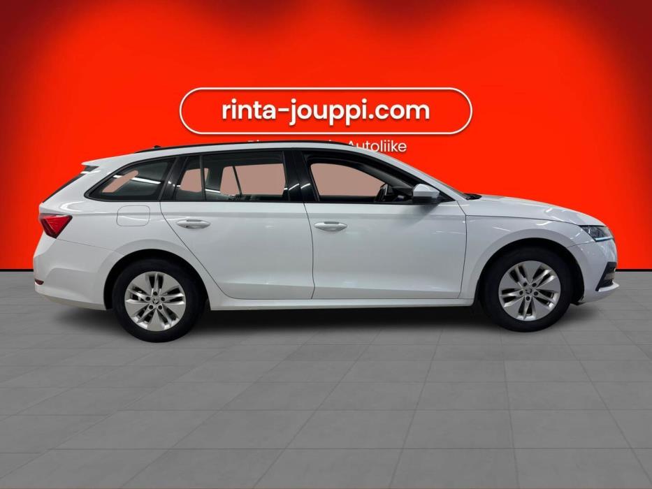 SKODA Octavia 2024
