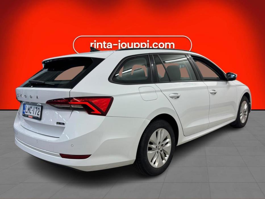SKODA Octavia 2024