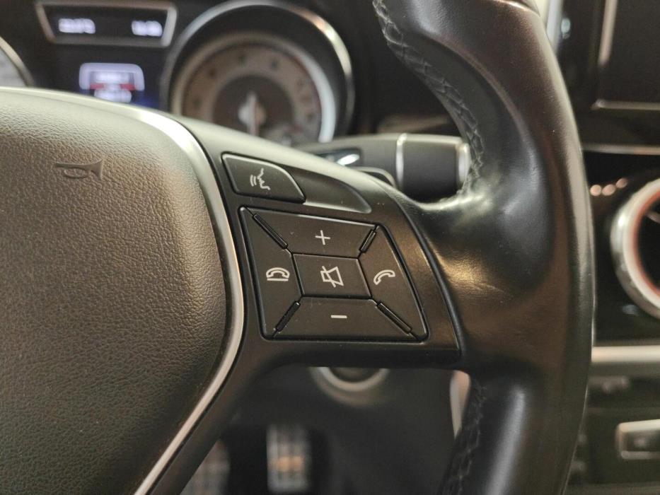 MERCEDES-BENZ CLA 2015