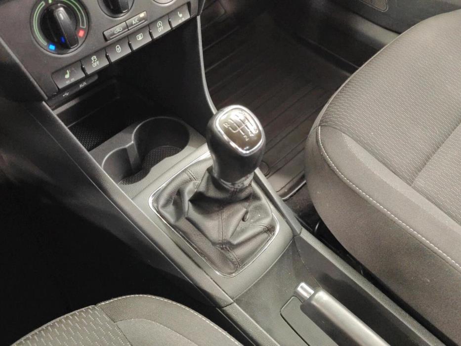 SKODA Rapid 2015