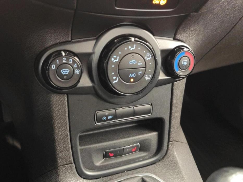 FORD Fiesta 2014