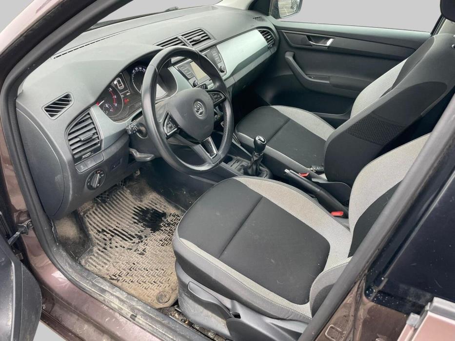 SKODA FABIA 2016