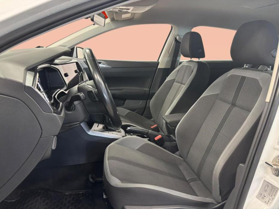 VOLKSWAGEN Polo 2021