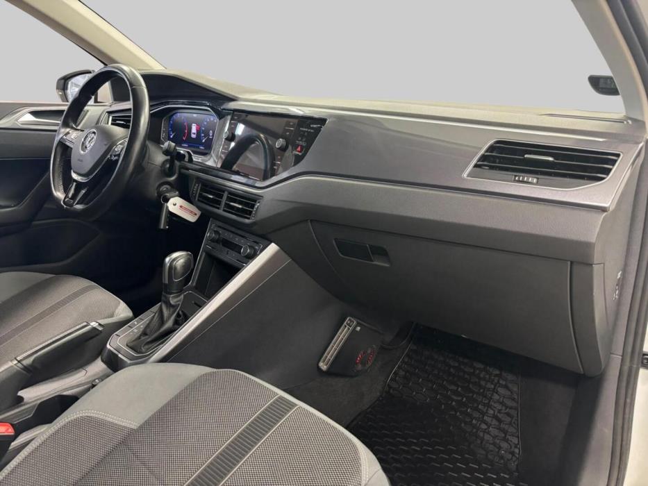 VOLKSWAGEN Polo 2021