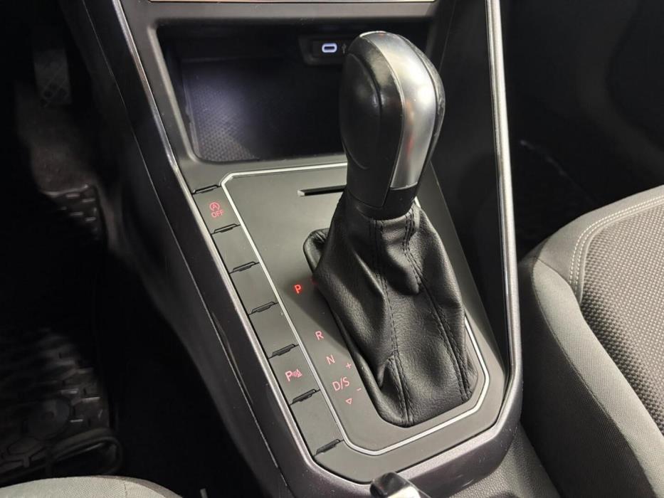VOLKSWAGEN Polo 2021