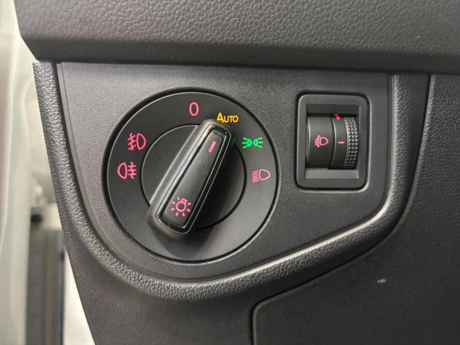 VOLKSWAGEN Polo 2021