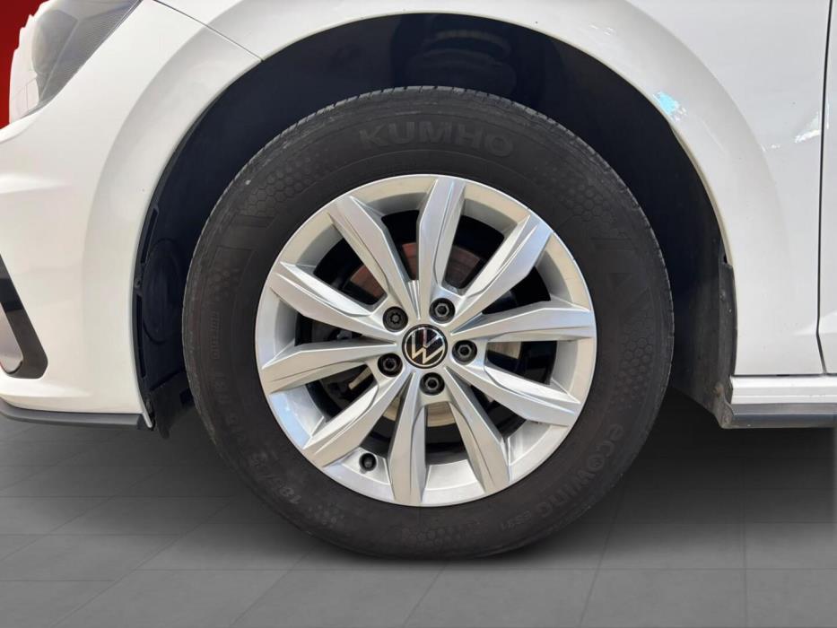 VOLKSWAGEN Polo 2021