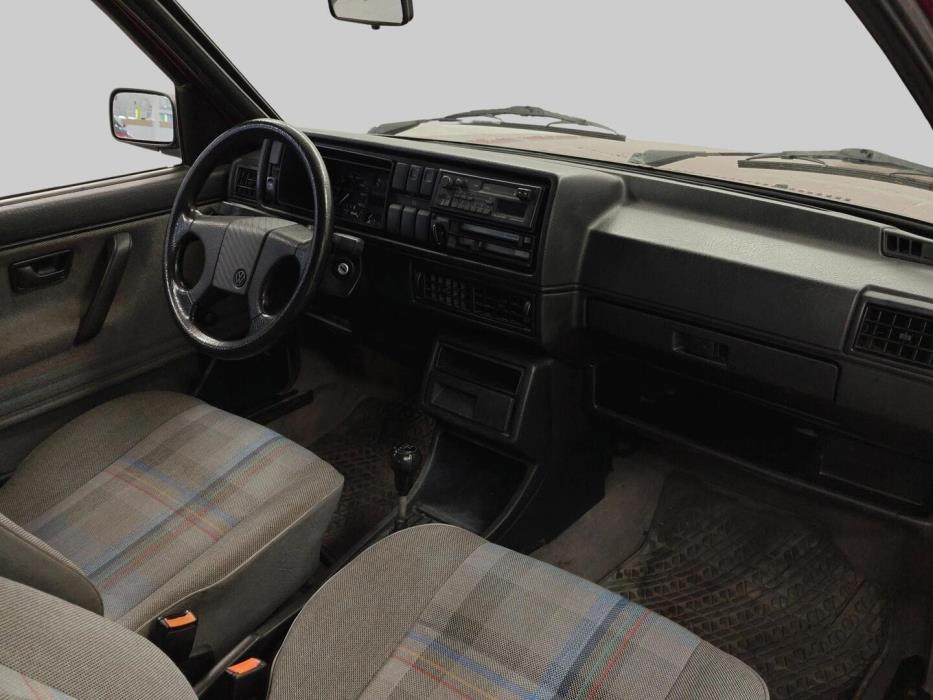 VOLKSWAGEN Golf 1990
