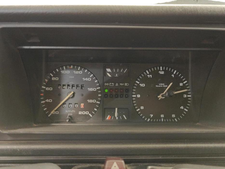 VOLKSWAGEN Golf 1990