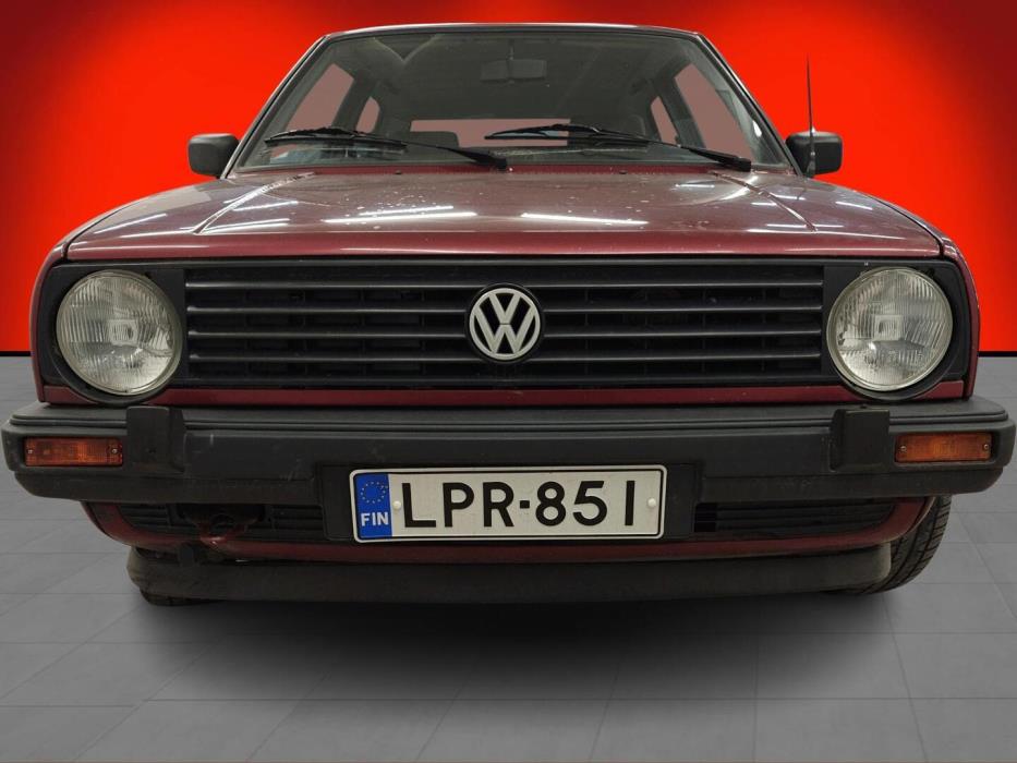 VOLKSWAGEN Golf 1990