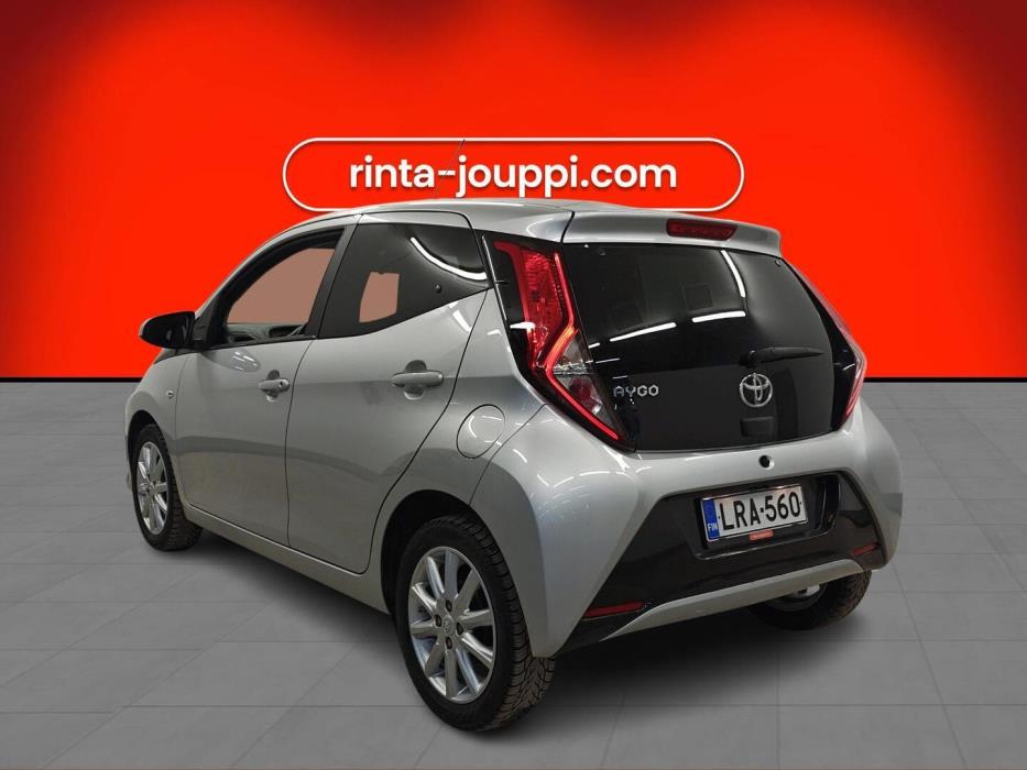 TOYOTA AYGO 2021