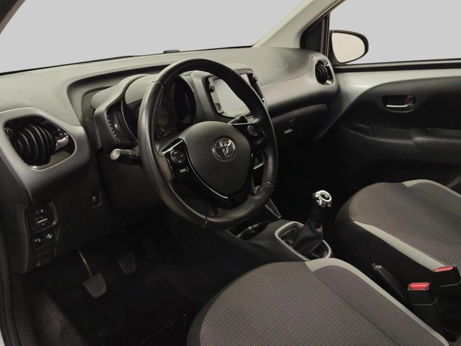 TOYOTA AYGO 2021
