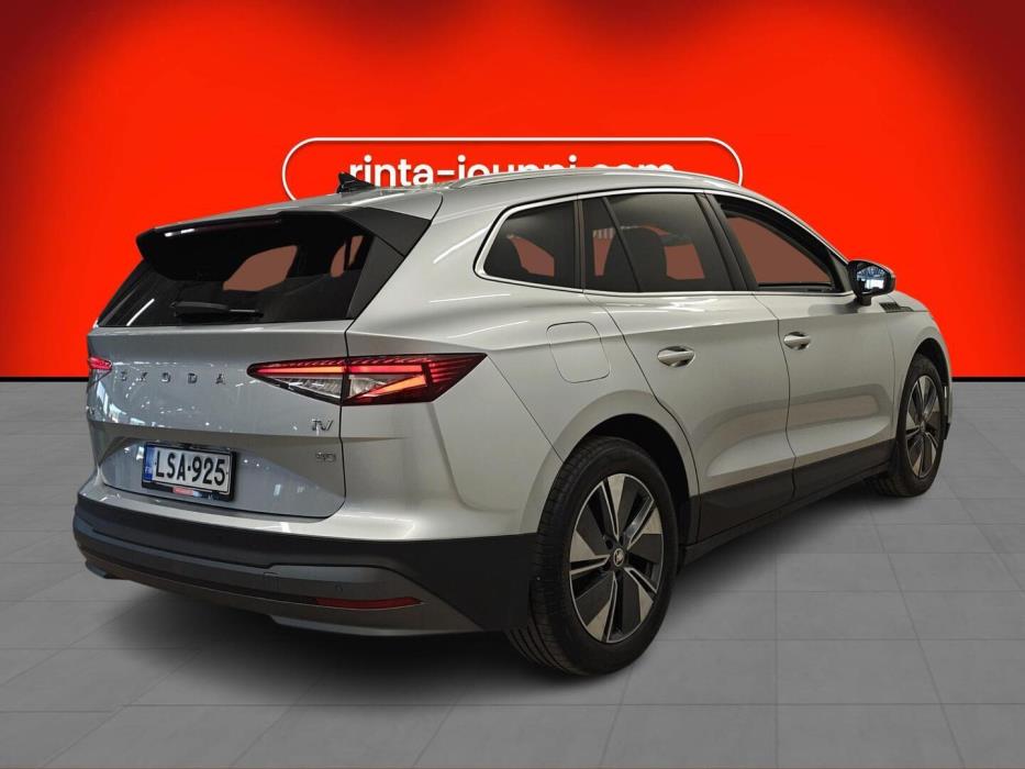SKODA Enyaq 2023