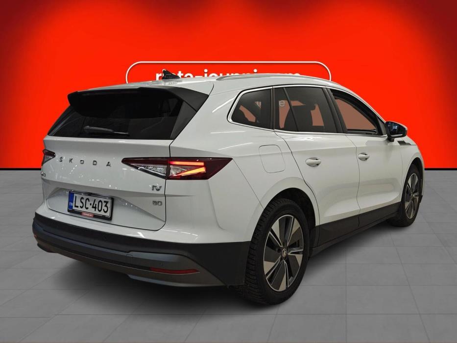 SKODA Enyaq 2023